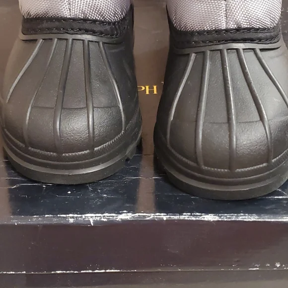 Ralph Lauren snow boots - Picture 4 of 8